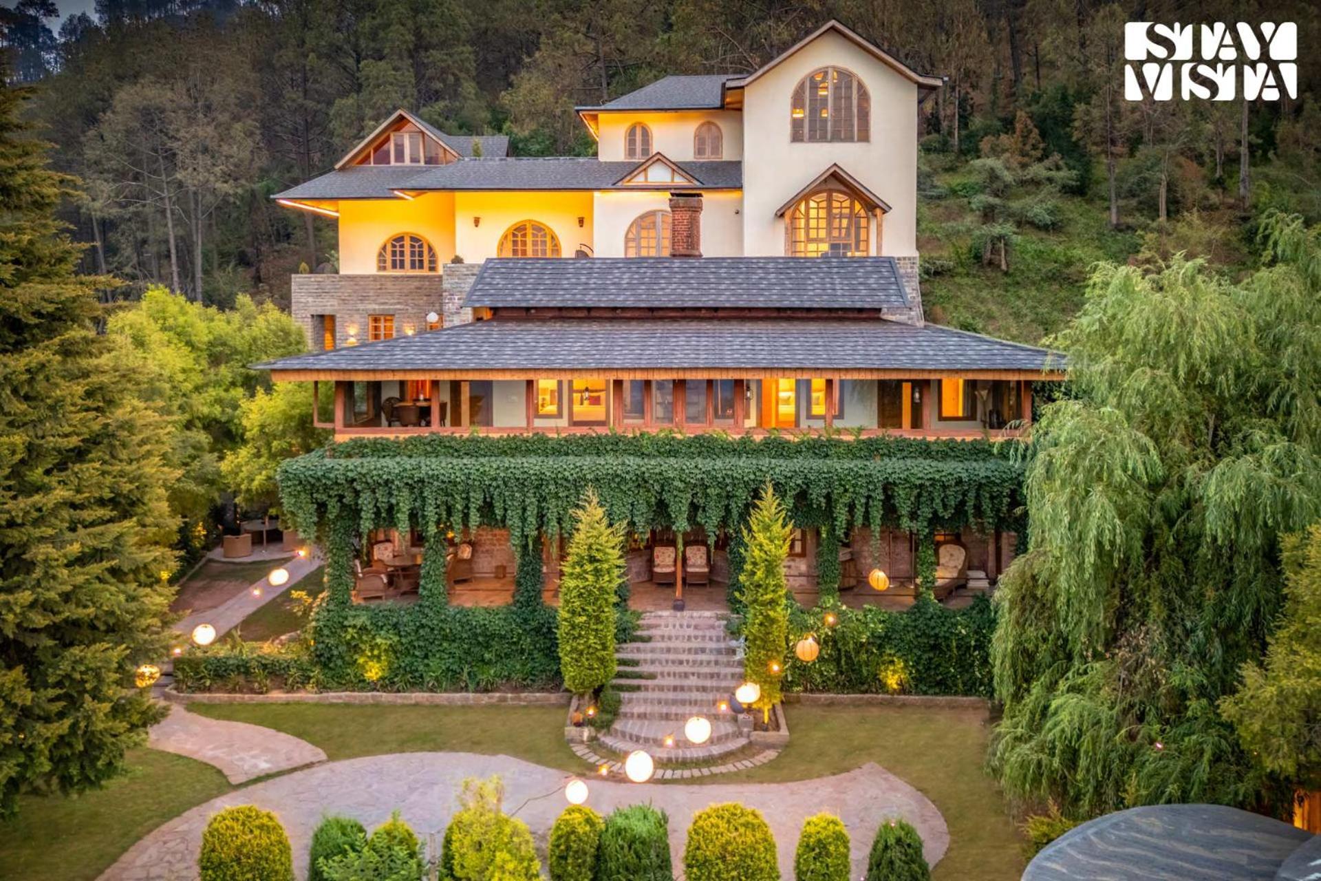 Stayvista At Sylvana Villas With Lawn, Bbq And Jacuzzi Kasauli Ngoại thất bức ảnh
